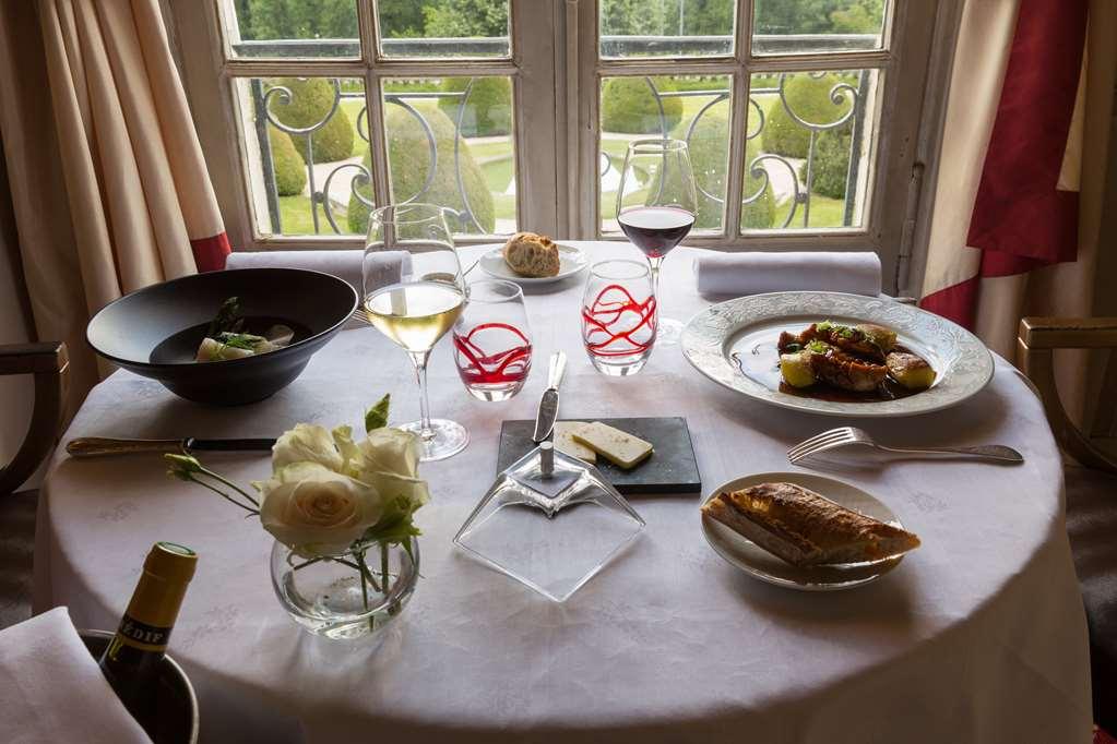 Chateau De Beaulieu Et Magnolia Spa, The Originals Relais Жу-ле-Тур Ресторан фото